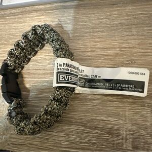 Everbilt camo 9 inch Paracord Bracelet nwt